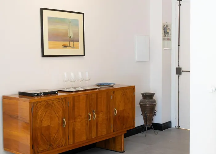 Trasteverehome - Sunny Flat - Balcony Near Station Apartment *